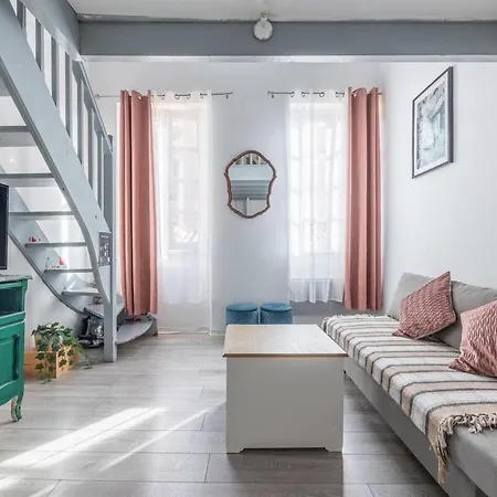 Duplex - Spacieux Et Lumineux Διαμέρισμα
